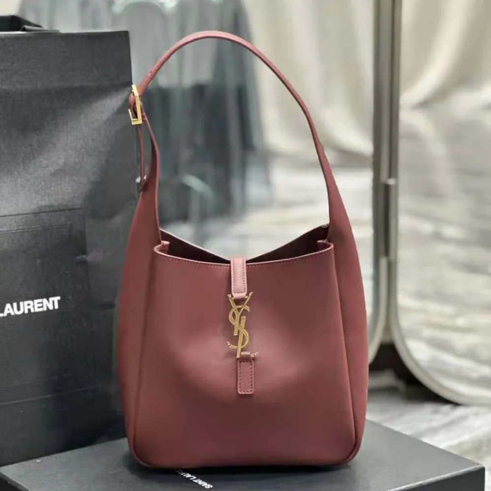 Saint Laurent YSL Le 5 à 7 Soft Small in Smooth Leather for Women in Maroon