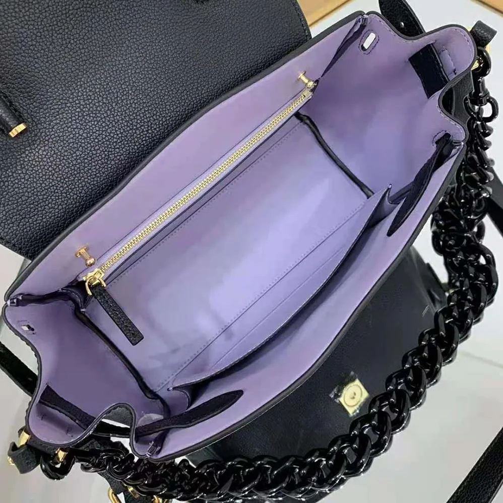 Versace La Medusa Medium Handbag Crafted From Premium leather for Women in Black