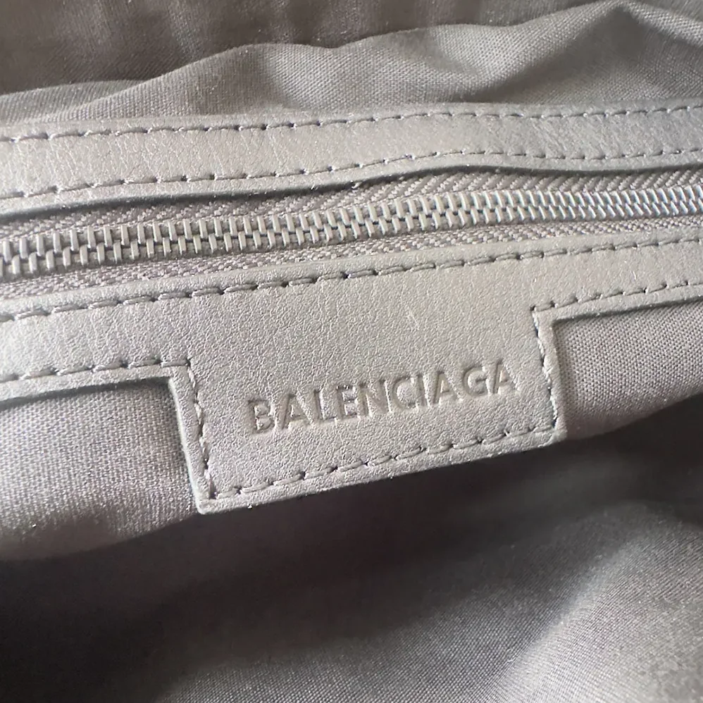 Balenciaga Le City First Bag In White Arena Storico Lambskin for Women Balenciaga Le City First Bag In White Arena Storico Lambskin for Women