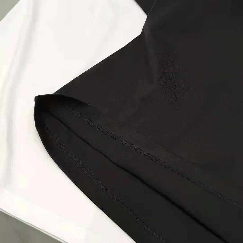 Burberry Embroidered Globe Graphic Cotton Oversized T for Men in shirt
