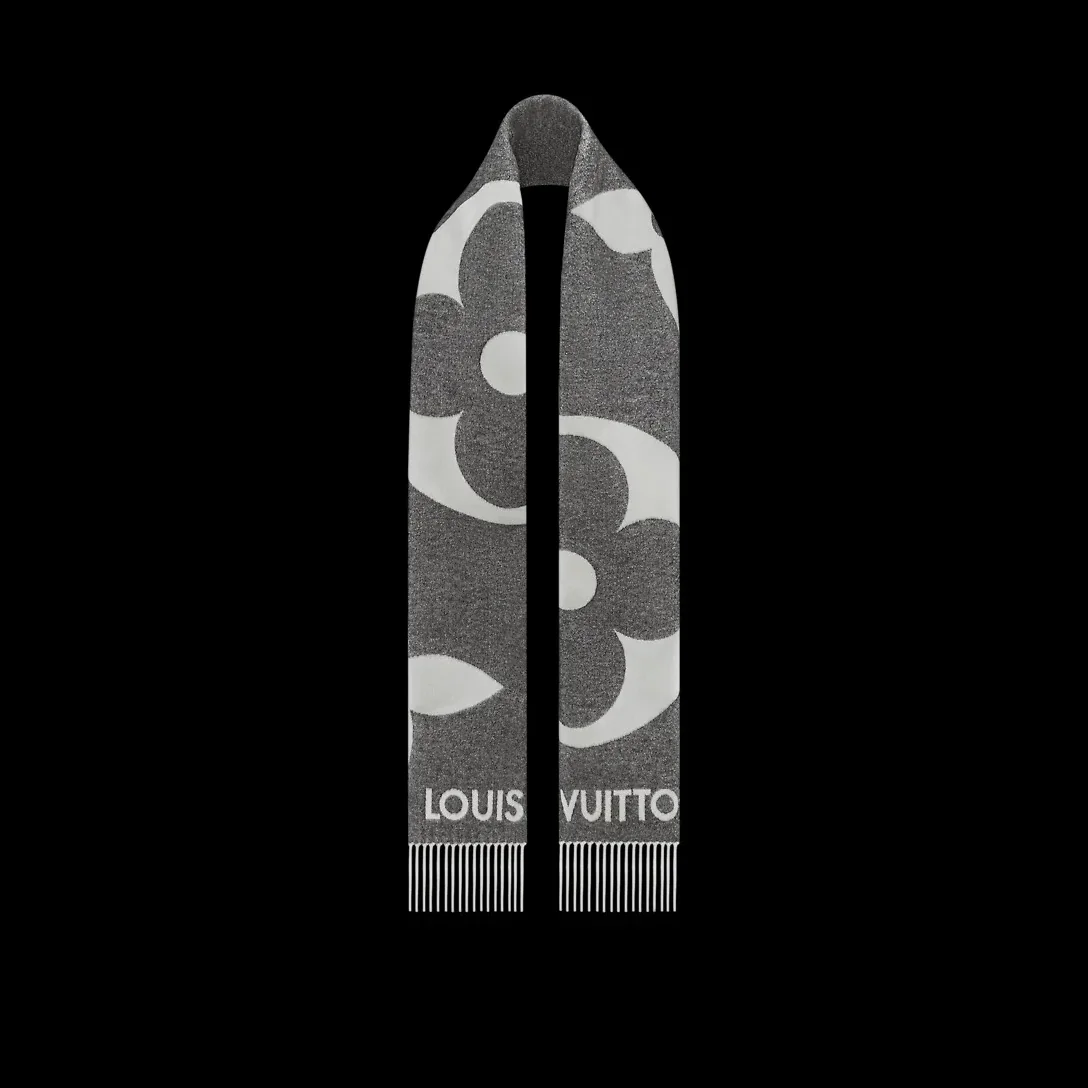 Louis Vuitton Ultimate Shine Scarf