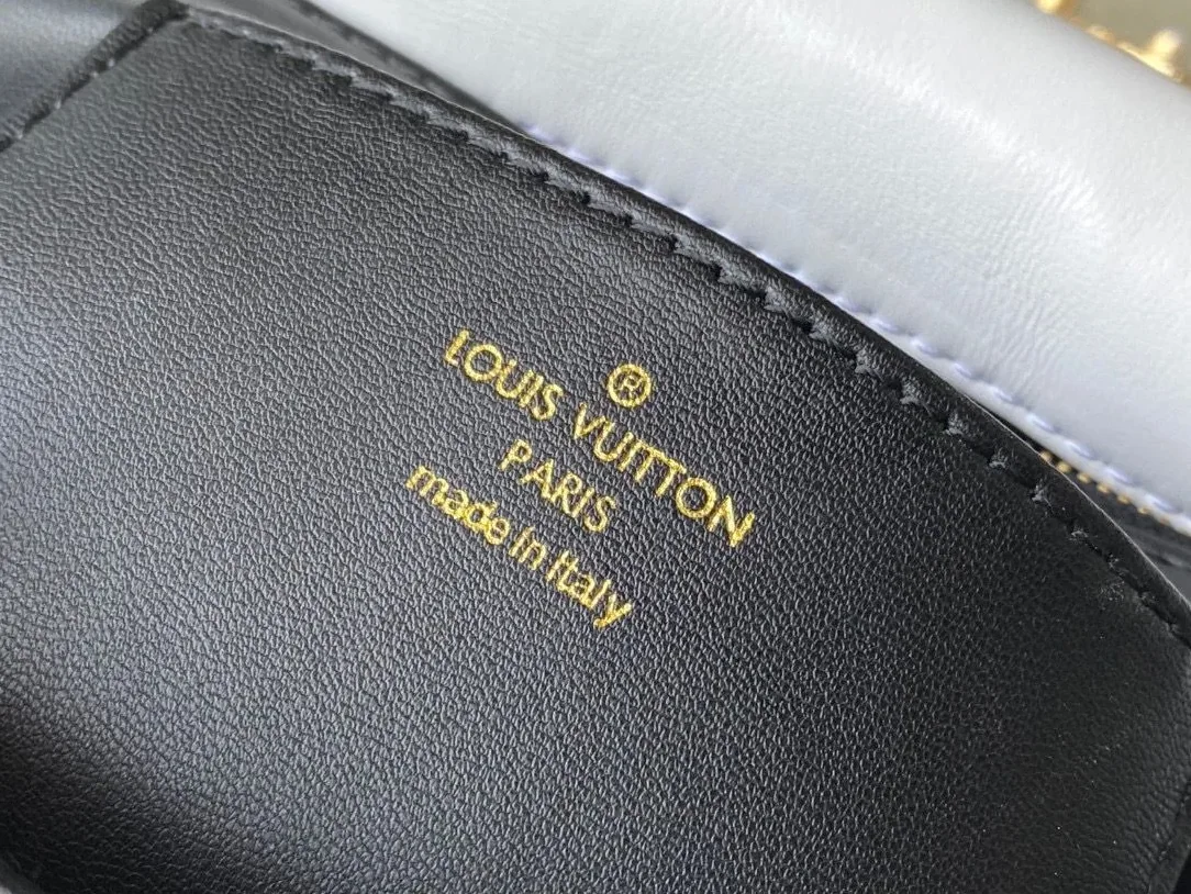 Louis Vuitton GO- White/ Black Bag - 9.1 Inches/ Louis Vuitton GO- White/ Black Bag - 9.1 Inches/