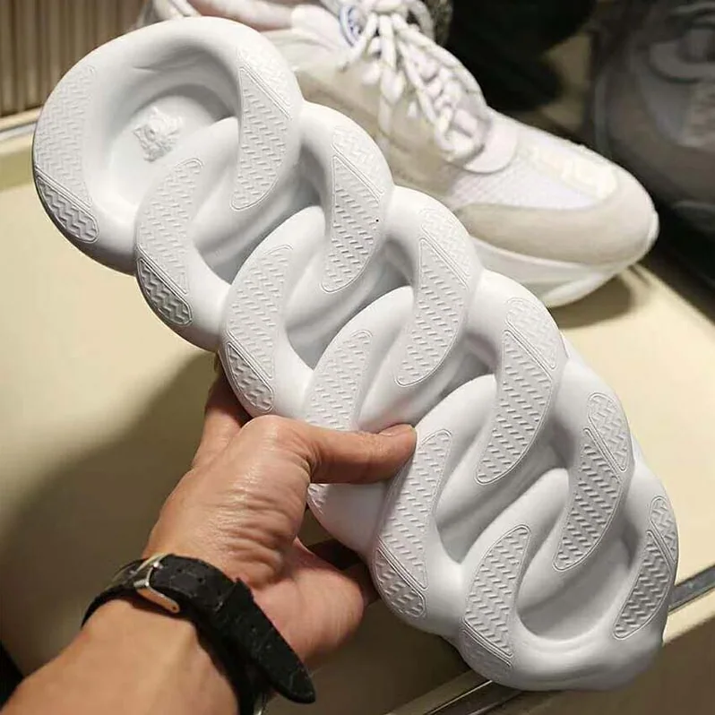 Versace Shoes Chain Reaction Sneakers for Unisex in White Versace Shoes Chain Reaction Sneakers for Unisex in White