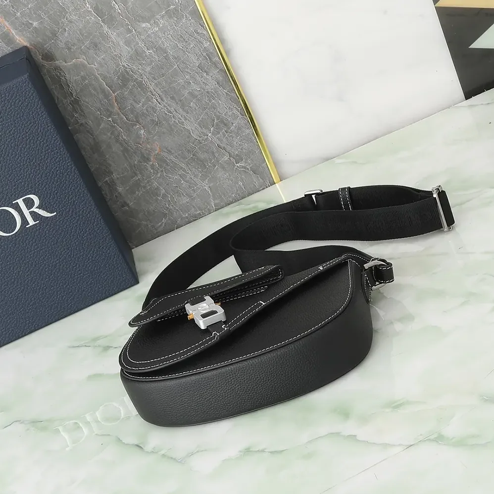 Dior Saddle Messenger Bag Black Grained Calfskin for Men