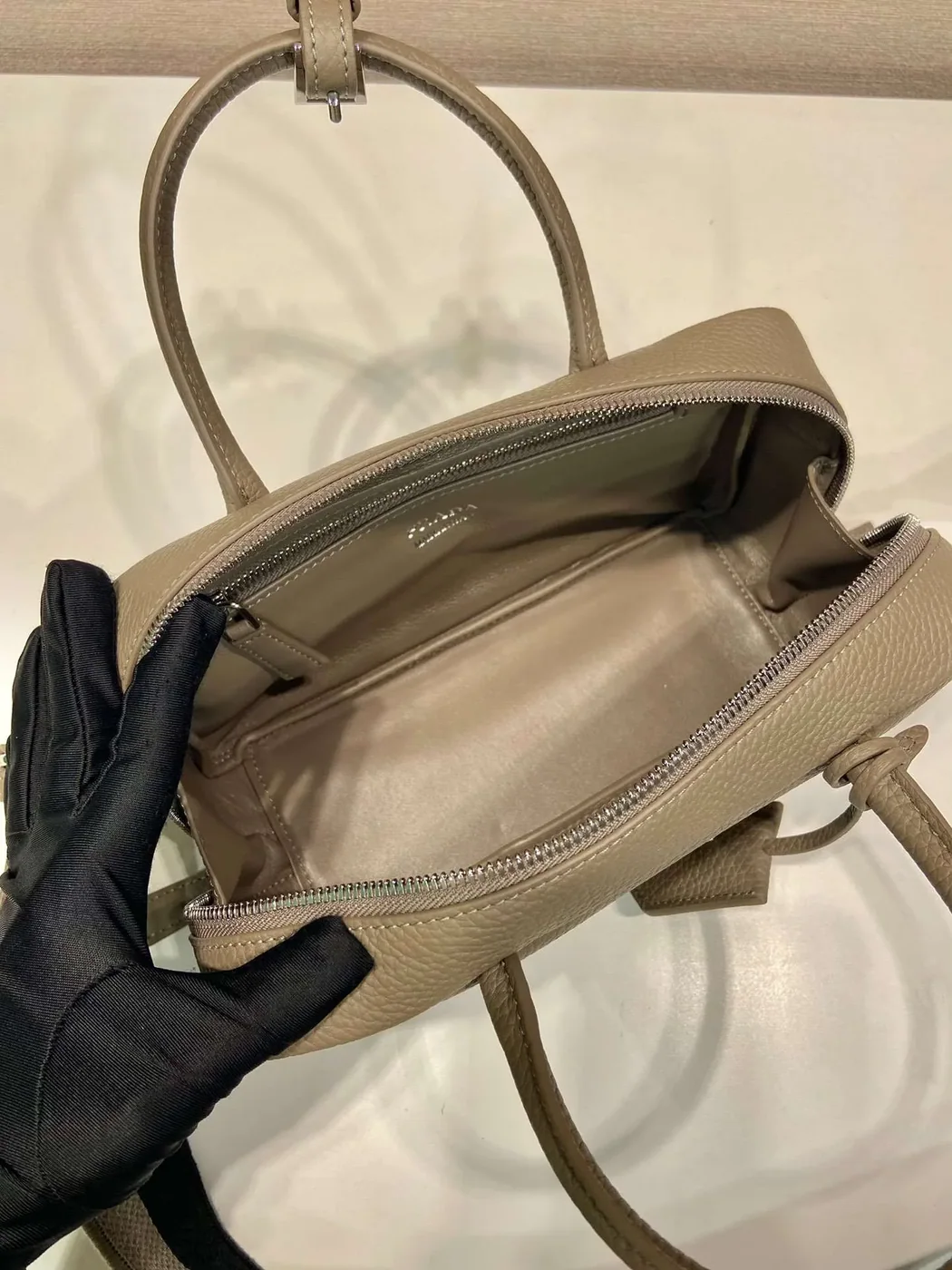 Prada Top-Handle Bag Brown/White/Green Khaki / 1BB102_2DKV_F02Z8_V_3OO Prada Top-Handle Bag Brown/White/Green Khaki / 1BB102_2DKV_F02Z8_V_3OO