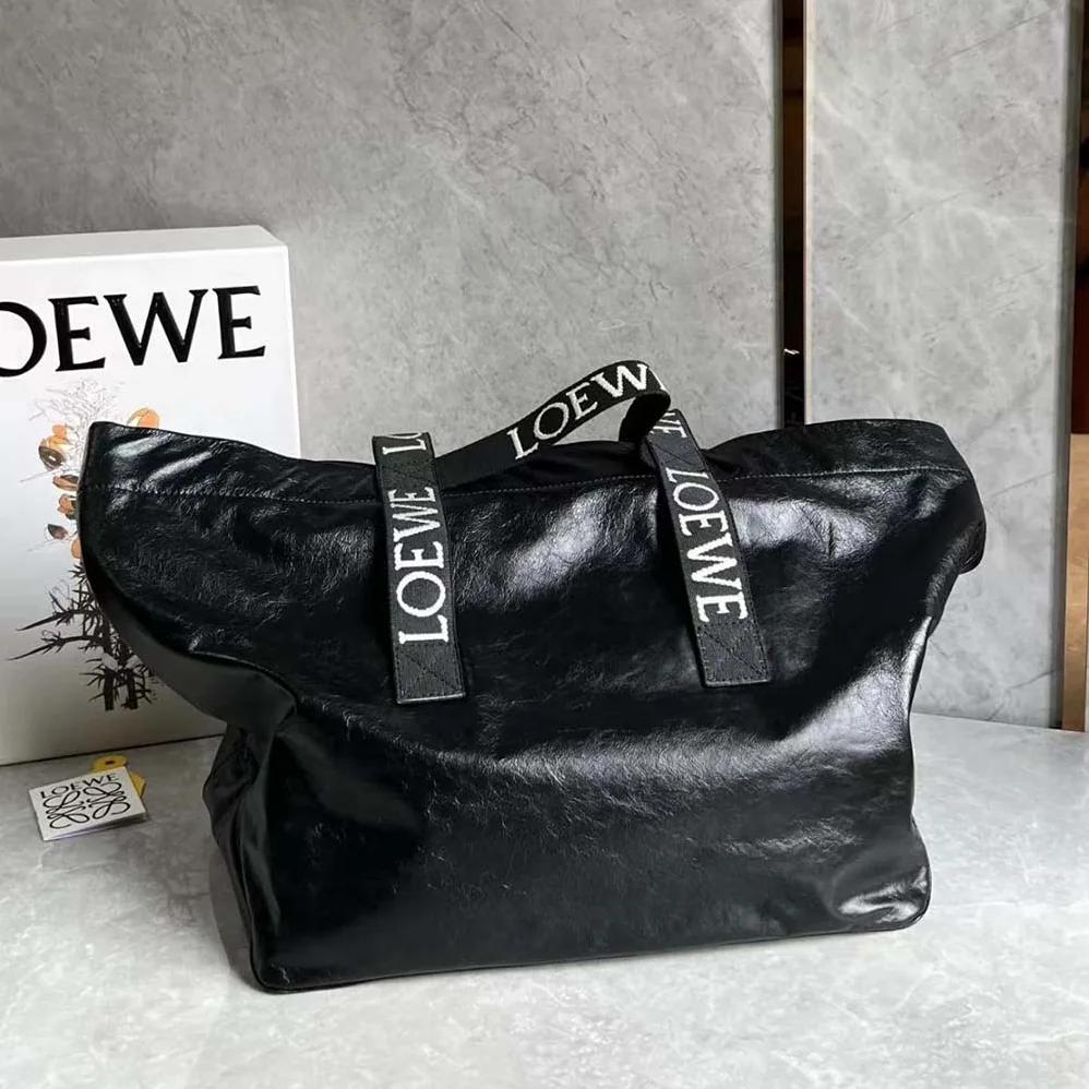 Loewe Fold Shopper in Paper Calfskin for Unisex in Black Loewe Fold Shopper in Paper Calfskin for Unisex in Black