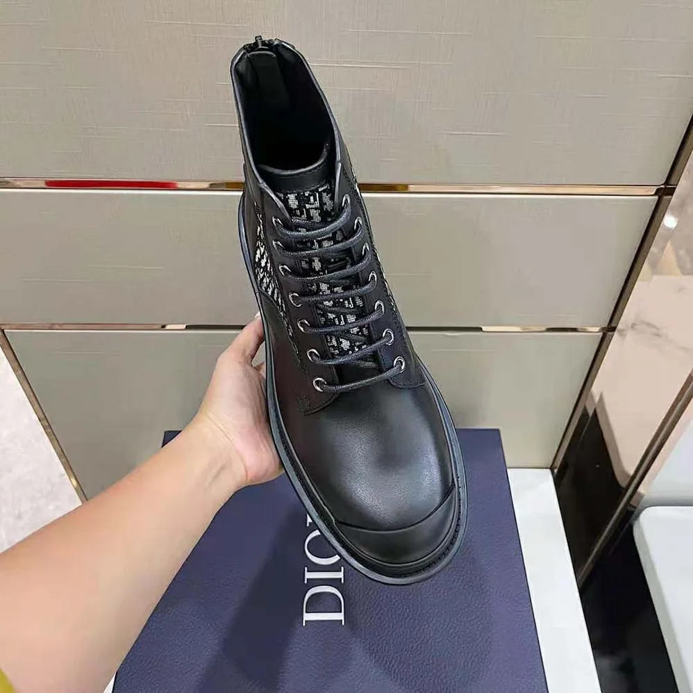 Dior Explorer Ankle Boot Black Smooth Calfskin and Beige and Black Dior Oblique Jacquard for Men Dior Explorer Ankle Boot Black Smooth Calfskin and Beige and Black Dior Oblique Jacquard for Men