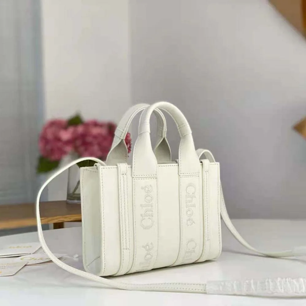 Chloe Small Woody Tote Bag with Embroidered Chloé Logo for Women in White