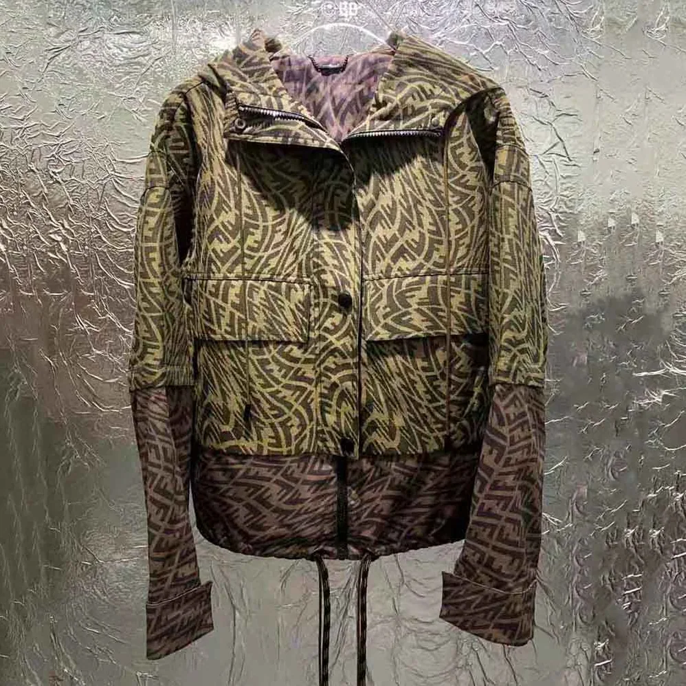 Fendi Brown Canvas Jacket with Drawstring Hood and Front Patch Pockets for Women Fendi Brown Canvas Jacket with Drawstring Hood and Front Patch Pockets for Women