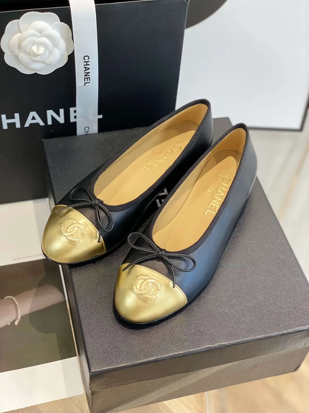 Chanel Ballet Flats Black in Gold Chanel Ballet Flats Black in Gold