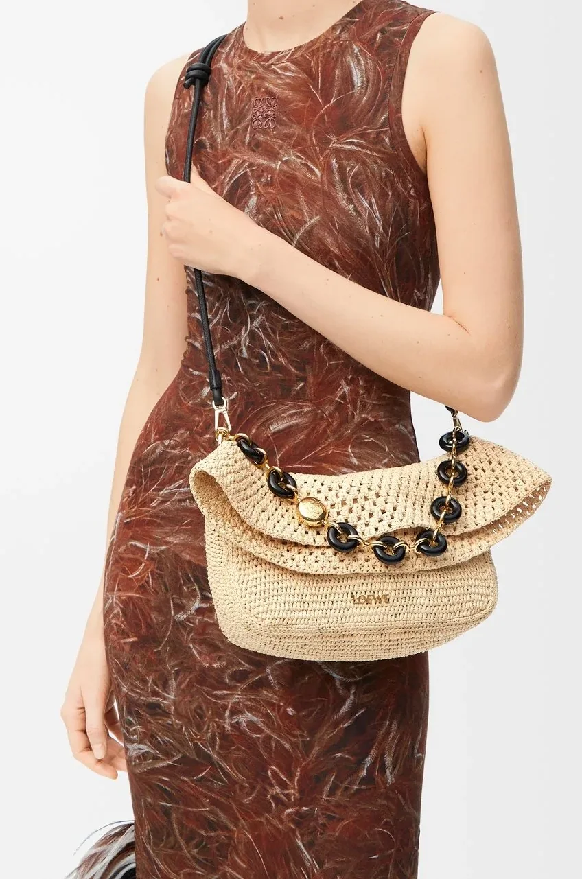 Loewe Ola Medium Shoulder Bag / Natural Raffia Gold Hardware 1AP22P22X05 Loewe Ola Medium Shoulder Bag / Natural Raffia Gold Hardware 1AP22P22X05