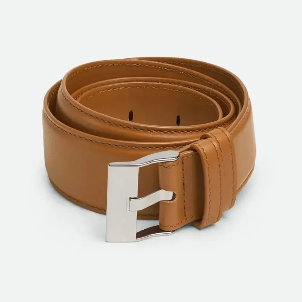 Bottega Veneta Smooth Calfskin Leather Belt for Unisex in Wood Bottega Veneta Smooth Calfskin Leather Belt for Unisex in Wood