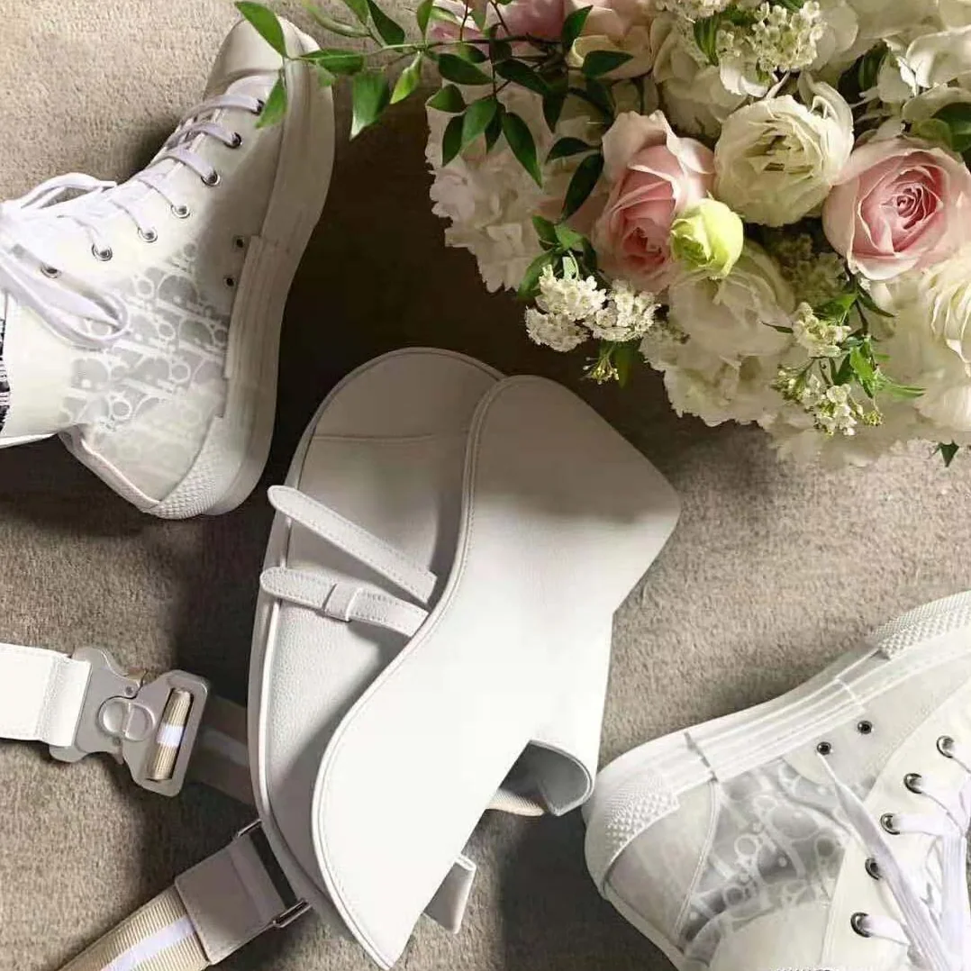 Dior B23 High-Top Dior Oblique Sneaker for Unisex in White Dior B23 High-Top Dior Oblique Sneaker for Unisex in White