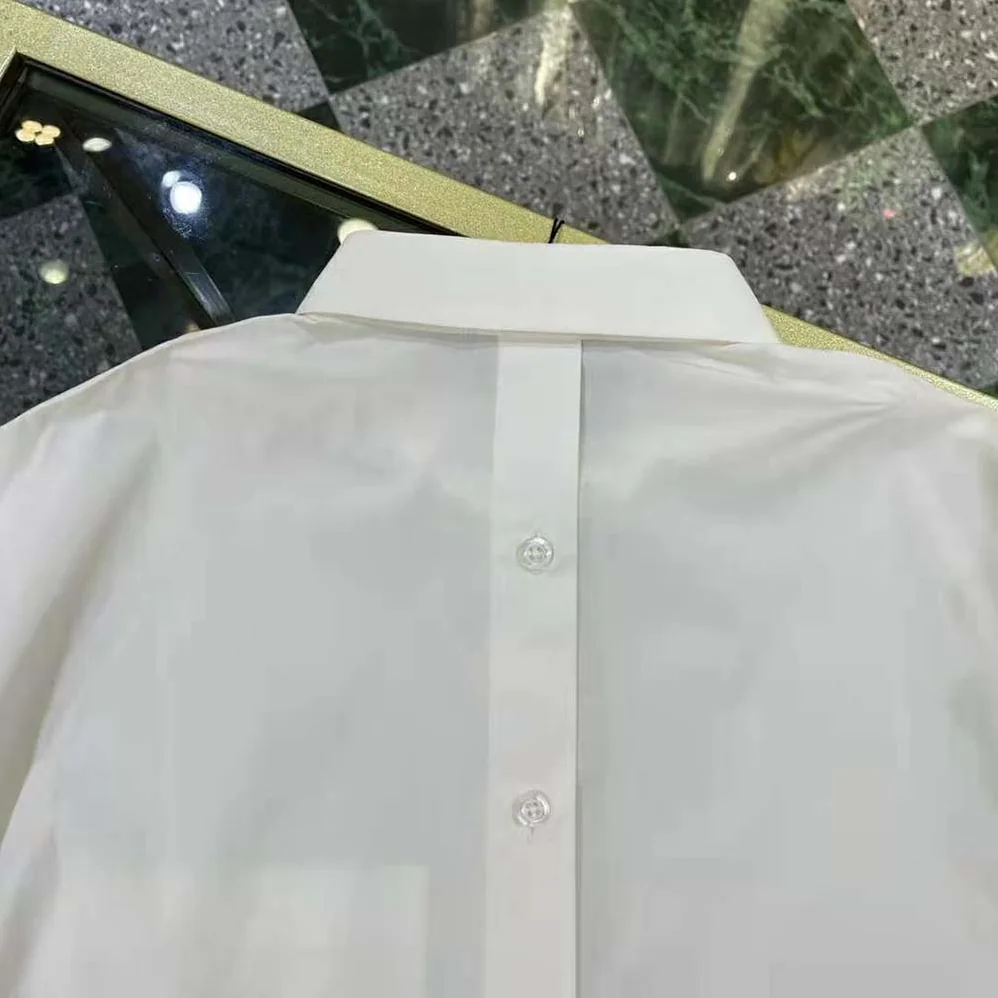 Fendi White Poplin Shirt with Classic Collar and Breast Pocket for Women Fendi White Poplin Shirt with Classic Collar and Breast Pocket for Women