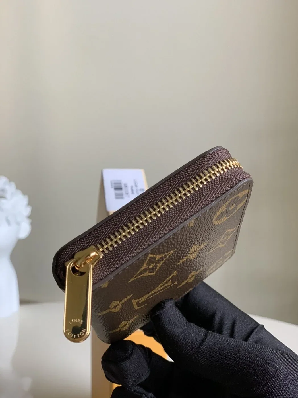 Louis Vuitton Zippy Coin Purse In Monogram Canvas Louis Vuitton Zippy Coin Purse In Monogram Canvas
