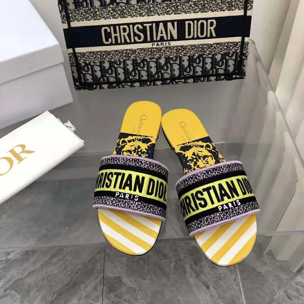 Dior Dway Slide Bright Yellow and Pink D for Women in Jungle Pop Cotton Embroidery Dior Dway Slide Bright Yellow and Pink D for Women in Jungle Pop Cotton Embroidery