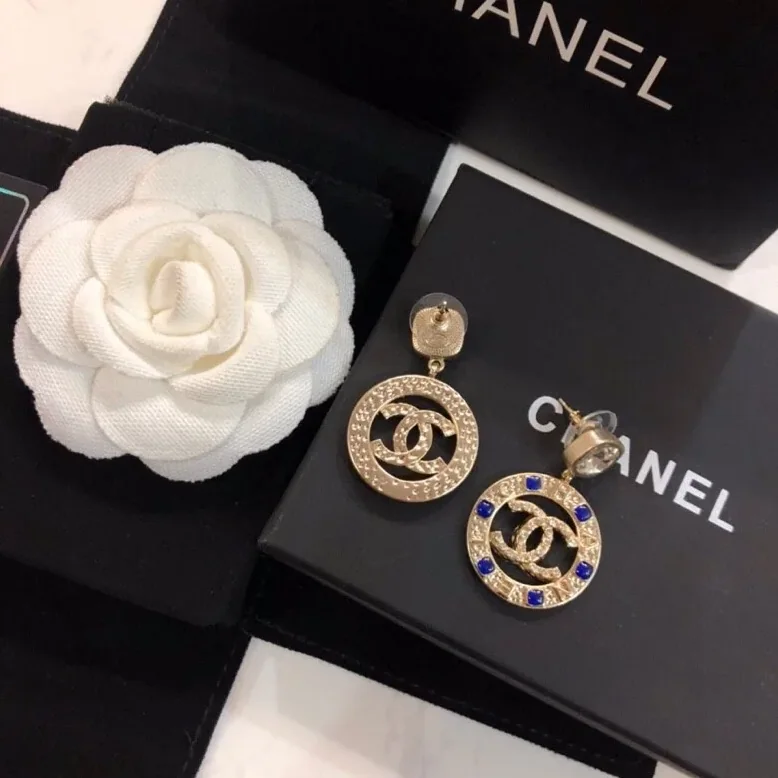 Chanel Small Dark Blue Stone Earrings Gold Tone Chanel Small Dark Blue Stone Earrings Gold Tone