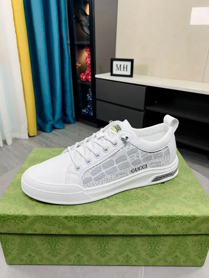 Gucci Crocodile Embossing Sneakers White for Men Gucci Crocodile Embossing Sneakers White for Men