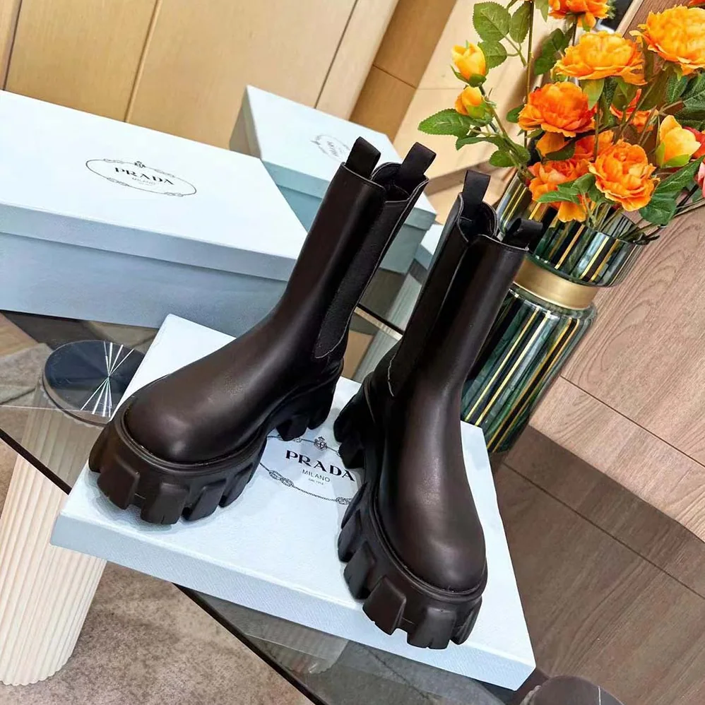 Prada Monolith Brushed Leather Chelsea Boots for Unisex Prada Monolith Brushed Leather Chelsea Boots for Unisex