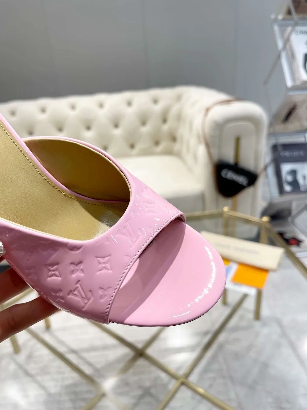 Louis Vuitton Super Mule White 1ACJ51 Louis Vuitton Super Mule White 1ACJ51