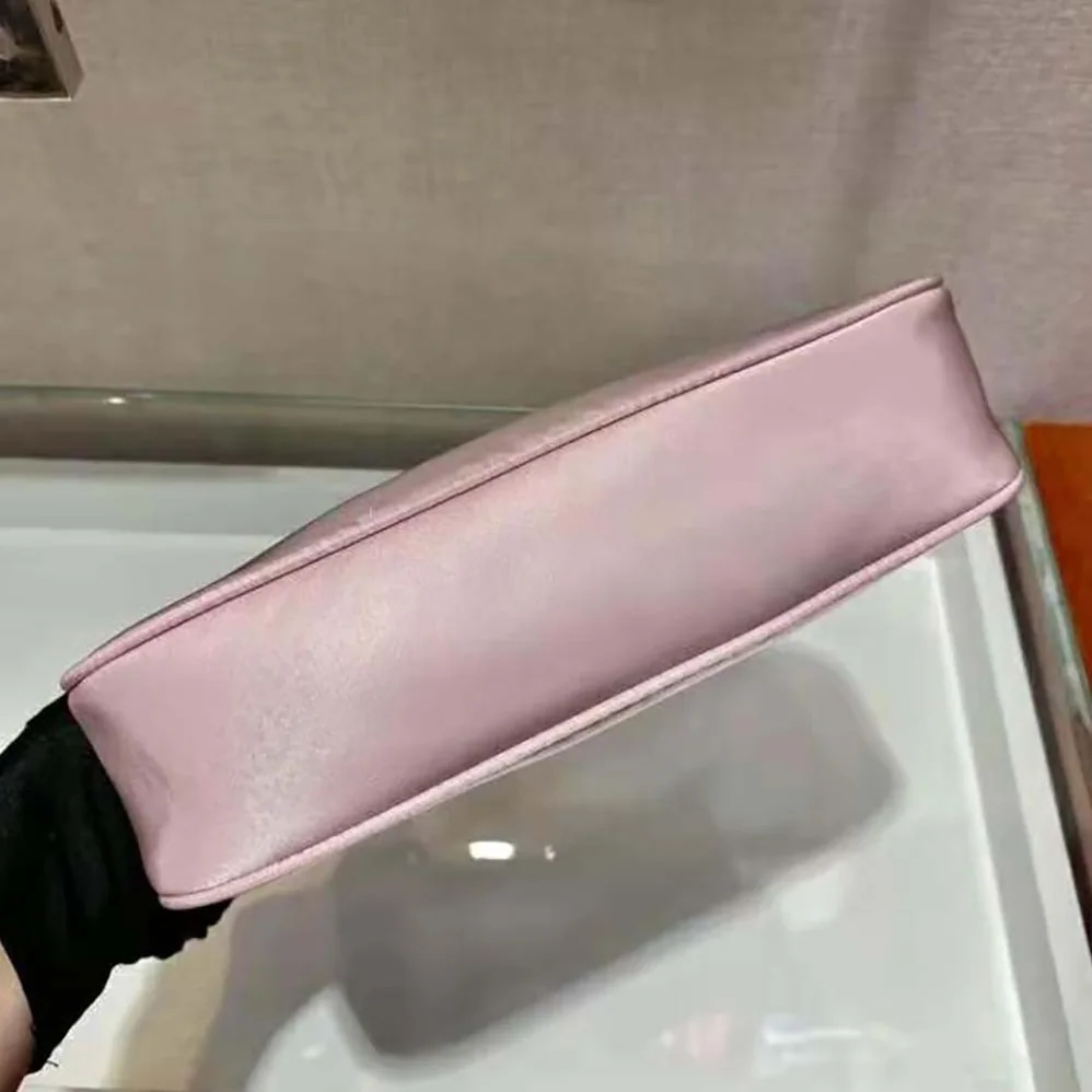 Prada Re-Nylon Re-Edition 2000 Mini-Bag for Women in Pink