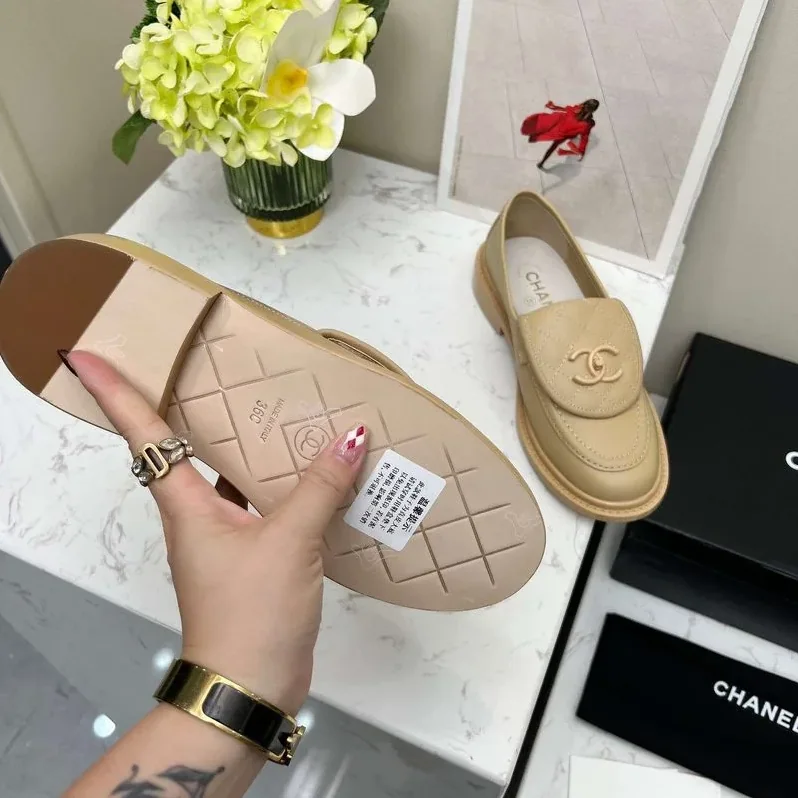 Chanel Moccasins Beige Chanel Moccasins Beige