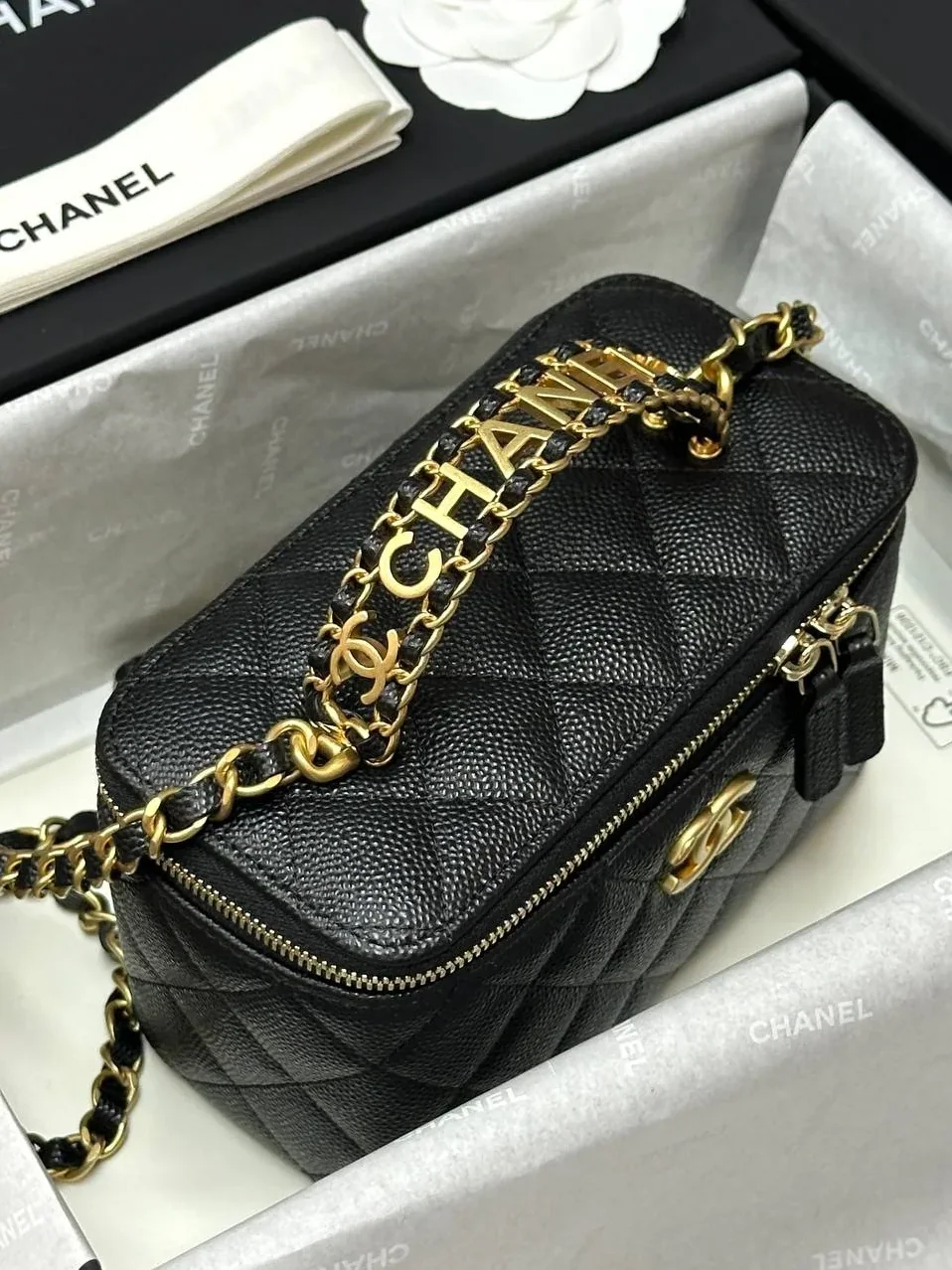 Chanel Small Vanity Case Black / Chanel Small Vanity Case Black /