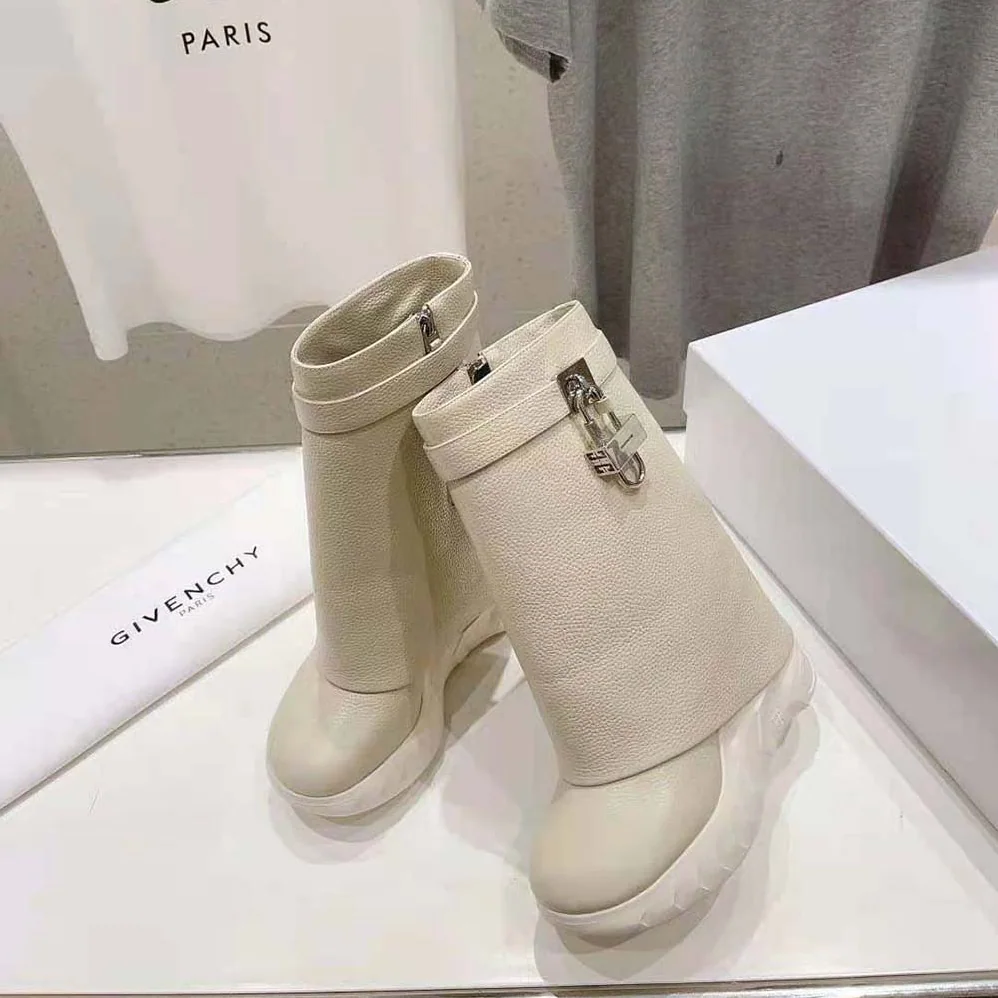 Givenchy Shark Lock Biker Ankle Boots in Grained Leather for Women in Beige