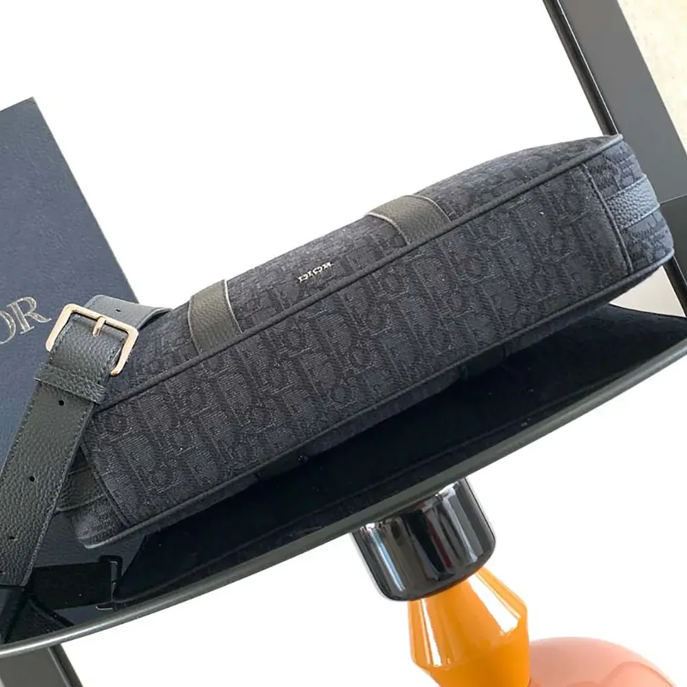 Dior Zipped Briefcase Black Dior Oblique Jacquard and Black Grained Calfskin for Men Dior Zipped Briefcase Black Dior Oblique Jacquard and Black Grained Calfskin for Men