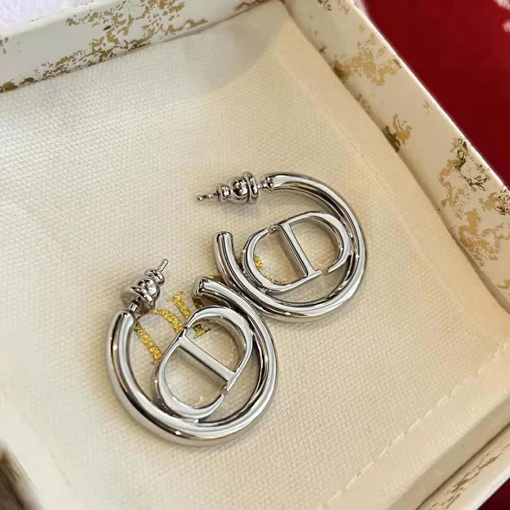 Dior 30 Montaigne Earrings Silver for Women in Finish Metal