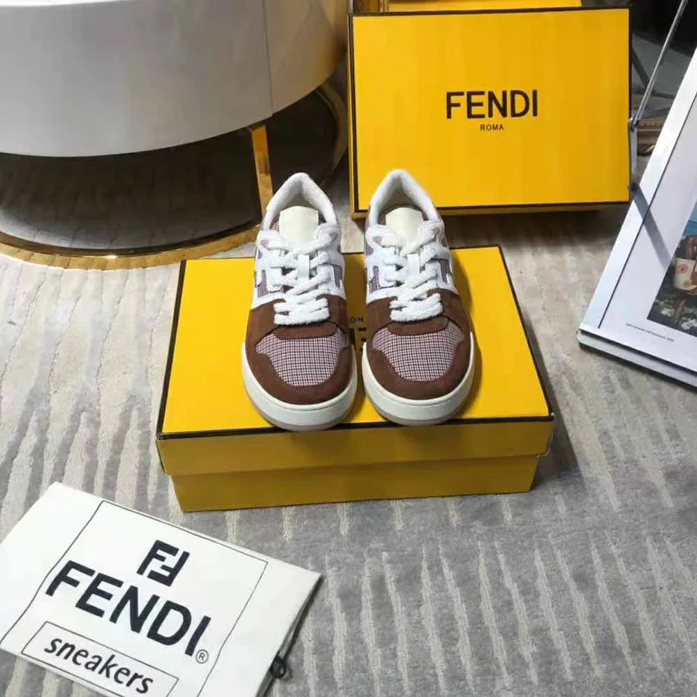 Fendi Fendi Match Brown Suede Low for Women in Tops Fendi Fendi Match Brown Suede Low for Women in Tops