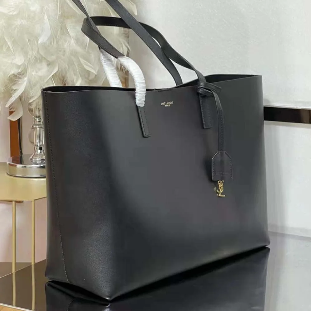 Saint Laurent YSL Shopping Bag Saint Laurent E for Women in W in Supple Leather Saint Laurent YSL Shopping Bag Saint Laurent E for Women in W in Supple Leather