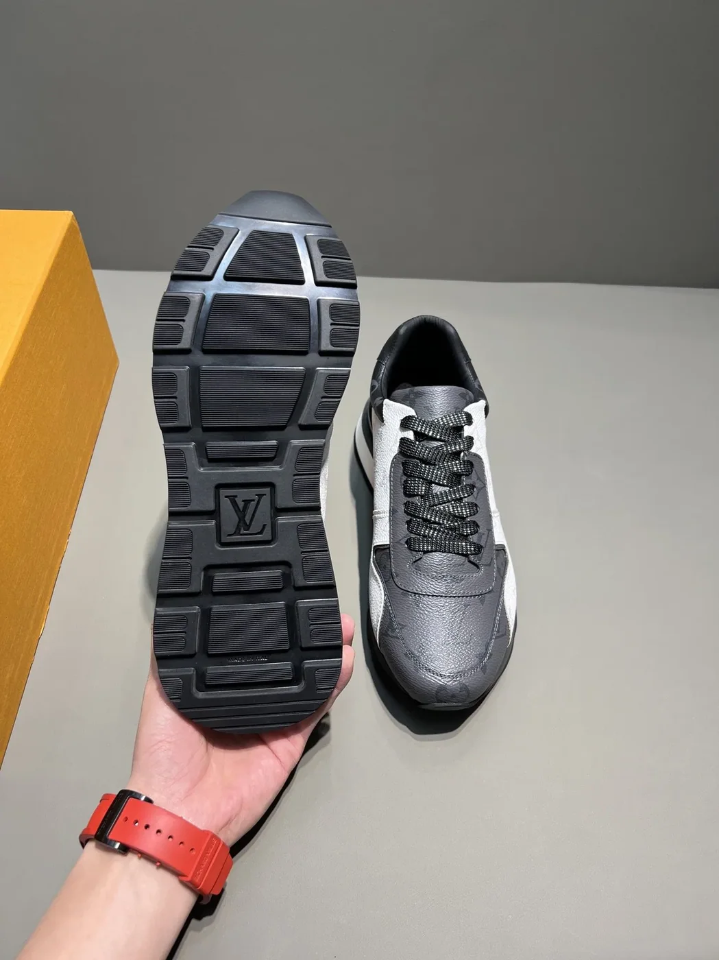 Louis Vuitton Run Away Sneaker Monogram Canvas Black in White/Grey Louis Vuitton Run Away Sneaker Monogram Canvas Black in White/Grey