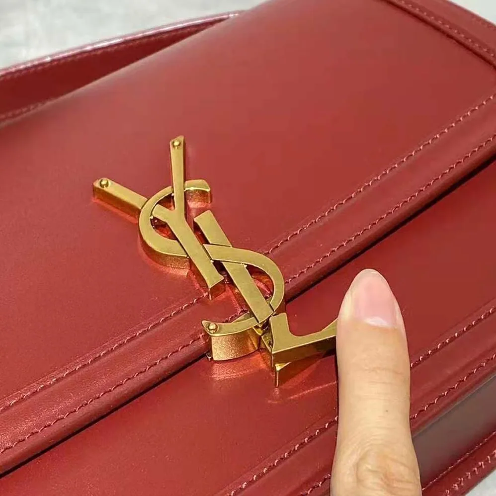 Saint Laurent YSL Solferino Medium Satchel in Box Saint Laurent Leather for Women in Maroon Saint Laurent YSL Solferino Medium Satchel in Box Saint Laurent Leather for Women in Maroon