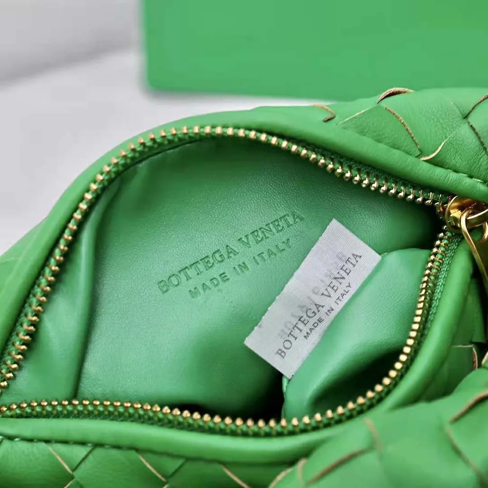 Bottega Veneta Mini Jodie in Lambskin Leather for Women in Green Bottega Veneta Mini Jodie in Lambskin Leather for Women in Green