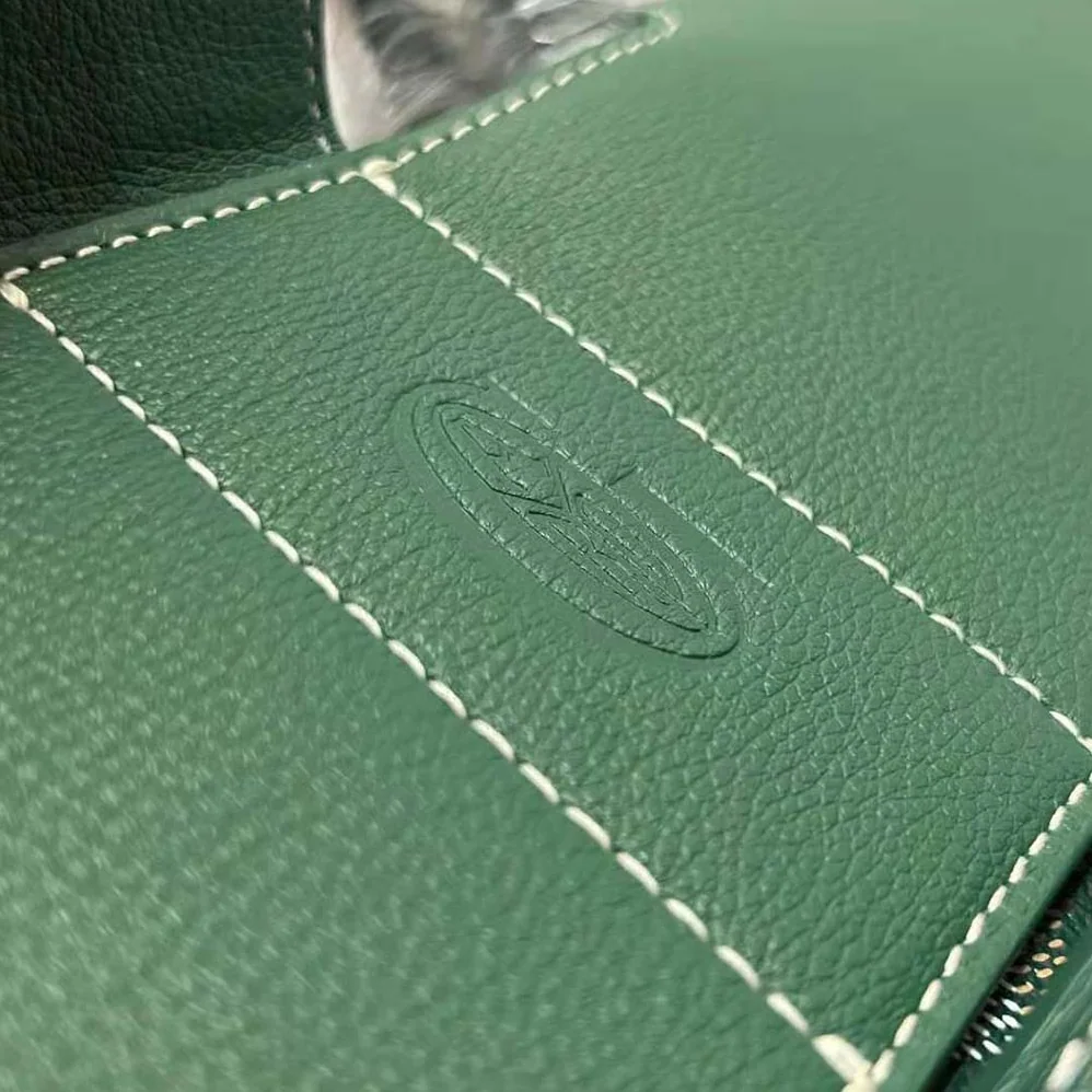 Goyard Saïgon Tote Bag for Women in Green Goyard Saïgon Tote Bag for Women in Green
