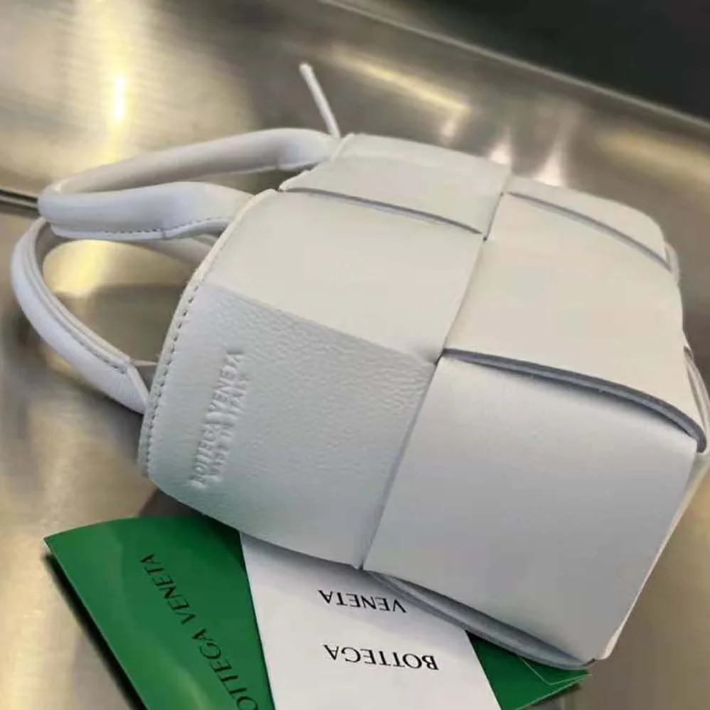 Bottega Veneta Candy Arco Tote Bag Micro Intreccio Grained Leather Tote Bag with Detachable Strap for Women in White
