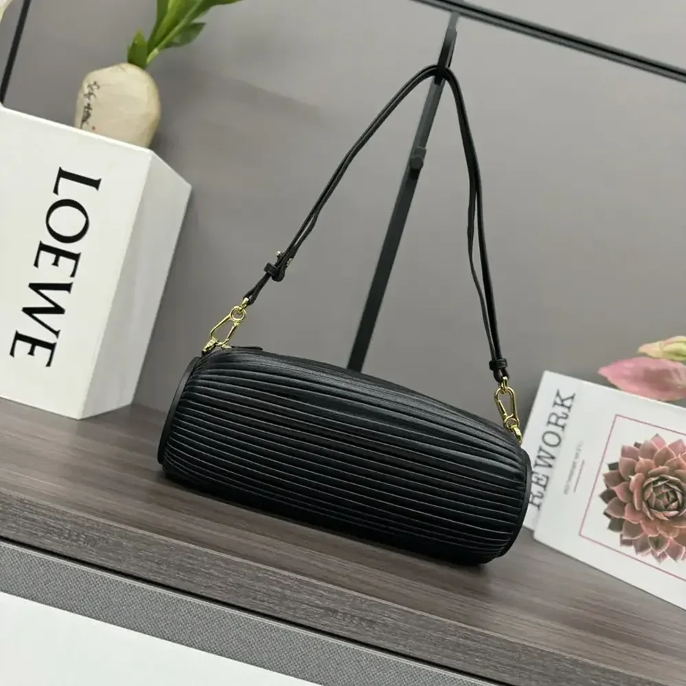 Loewe Bracelet Pouch in Pleated Nappa Lambskin for Unisex in Black Loewe Bracelet Pouch in Pleated Nappa Lambskin for Unisex in Black