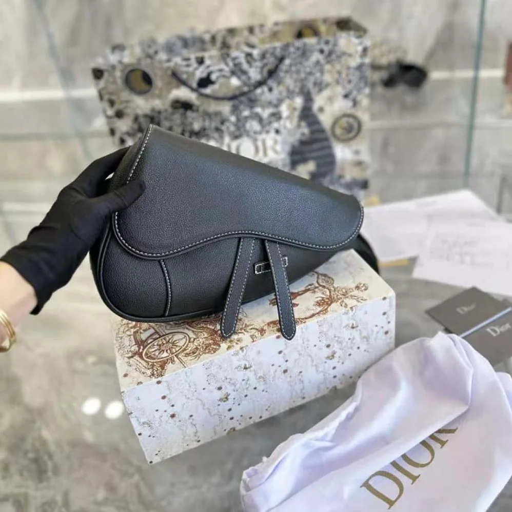 Dior Maxi Saddle Bag Black Grained Calfskin for Men Dior Maxi Saddle Bag Black Grained Calfskin for Men