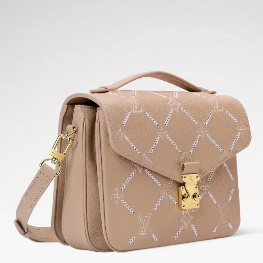 Louis Vuitton Pochette Metis MM Shoulder Bag in Hazelnut Couture Gold Hardware
