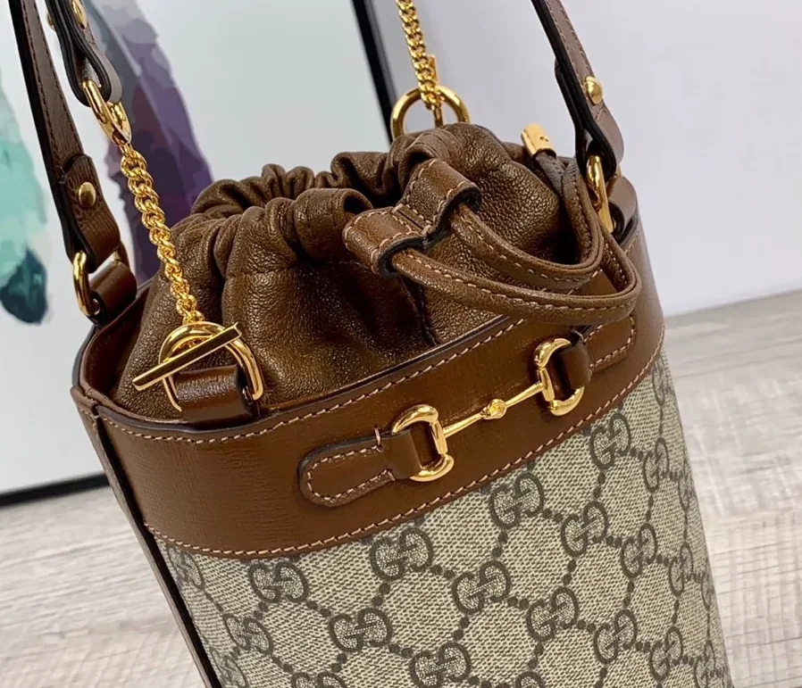 Gucci Horsebit 1955 Small Bucket Bag In GG Supreme Canvas Brown / Gucci Horsebit 1955 Small Bucket Bag In GG Supreme Canvas Brown /