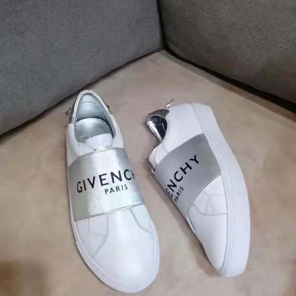 Givenchy Givenchy Paris Metallized Strap Sneakers in Leather for Women in Silver
