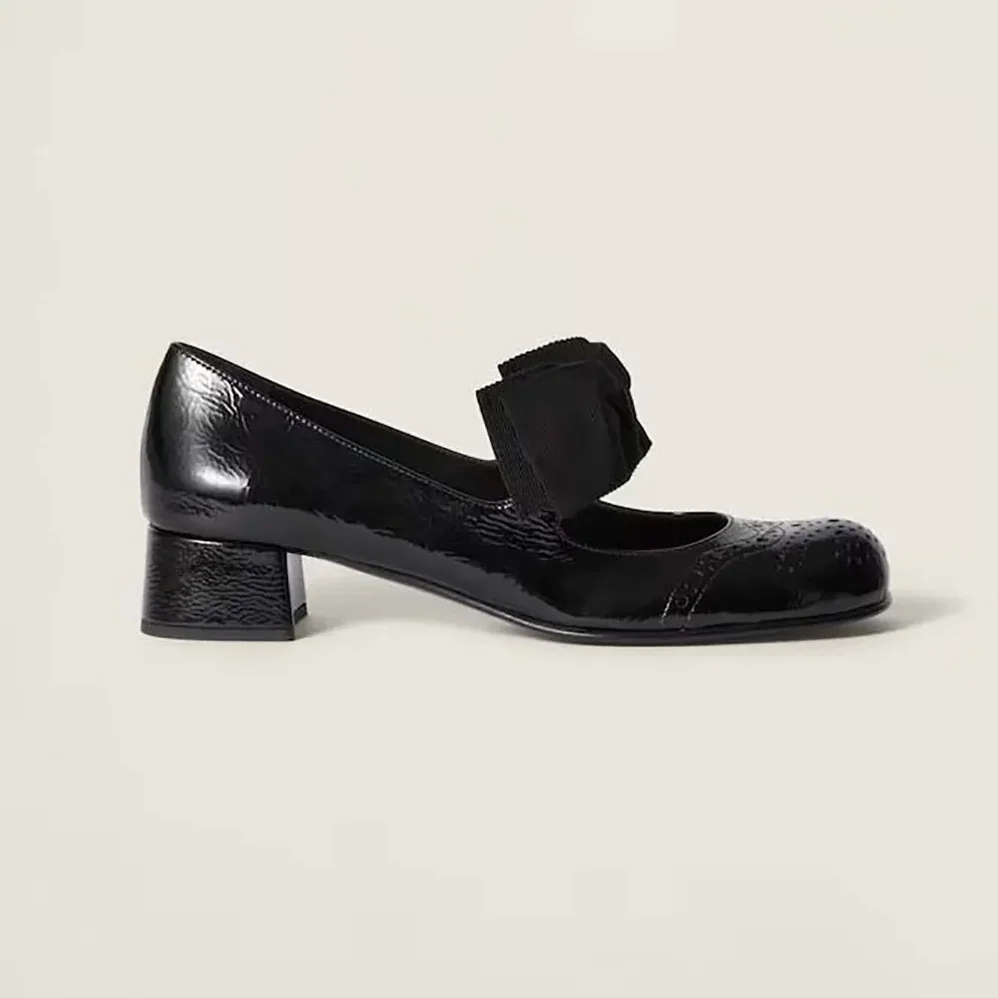 Miu Miu Patent Leather Pumps with Bow for Women in Black Miu Miu Patent Leather Pumps with Bow for Women in Black