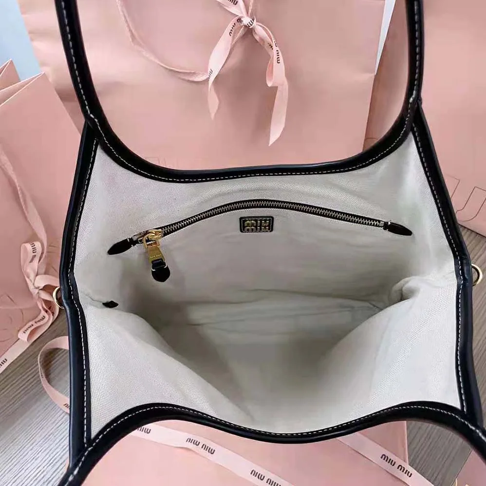 Miu Miu IVY Leather Bag with Leather Lettering Logo for Women in Black Miu Miu IVY Leather Bag with Leather Lettering Logo for Women in Black