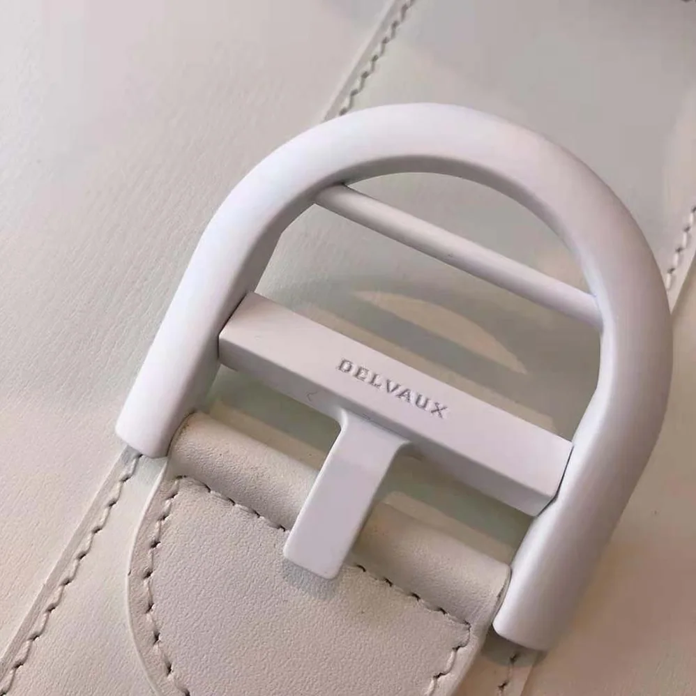 Delvaux Brillant MM in Box Calf for Women in White Delvaux Brillant MM in Box Calf for Women in White