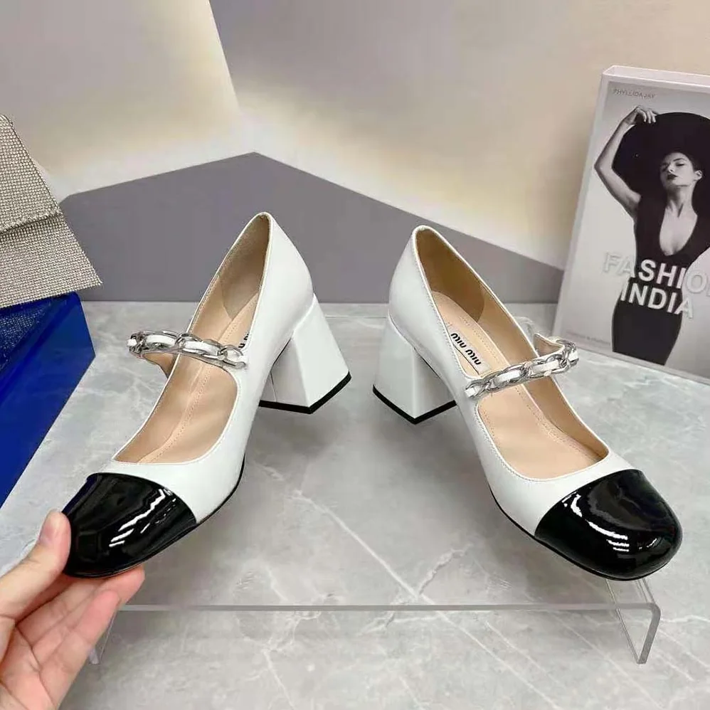 Miu Miu Patent Leather Pumps in 65 mm Heel Height for Women in White Miu Miu Patent Leather Pumps in 65 mm Heel Height for Women in White