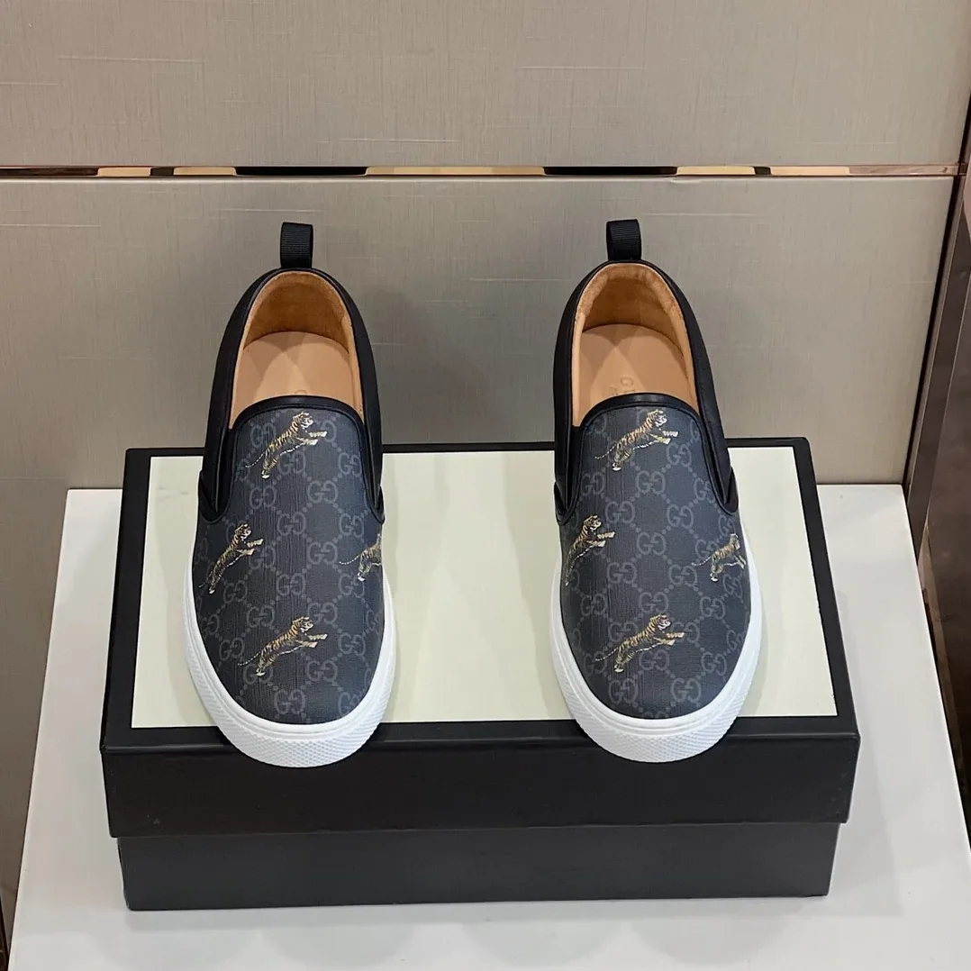 Gucci Ace GG Supreme Slip-On With Tigers Printed Black for Men