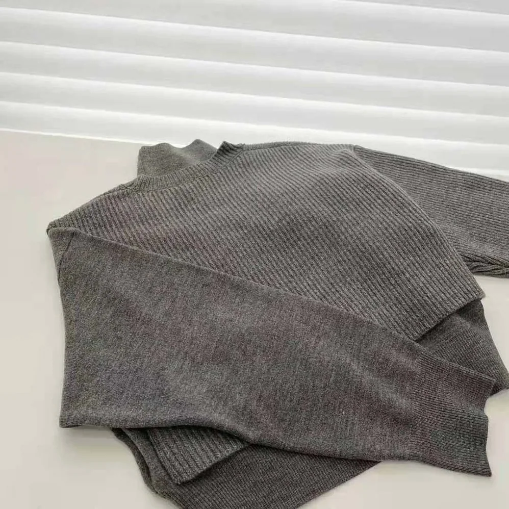 Fendi Gray Wool and Cashmere Sweater for Women Fendi Gray Wool and Cashmere Sweater for Women