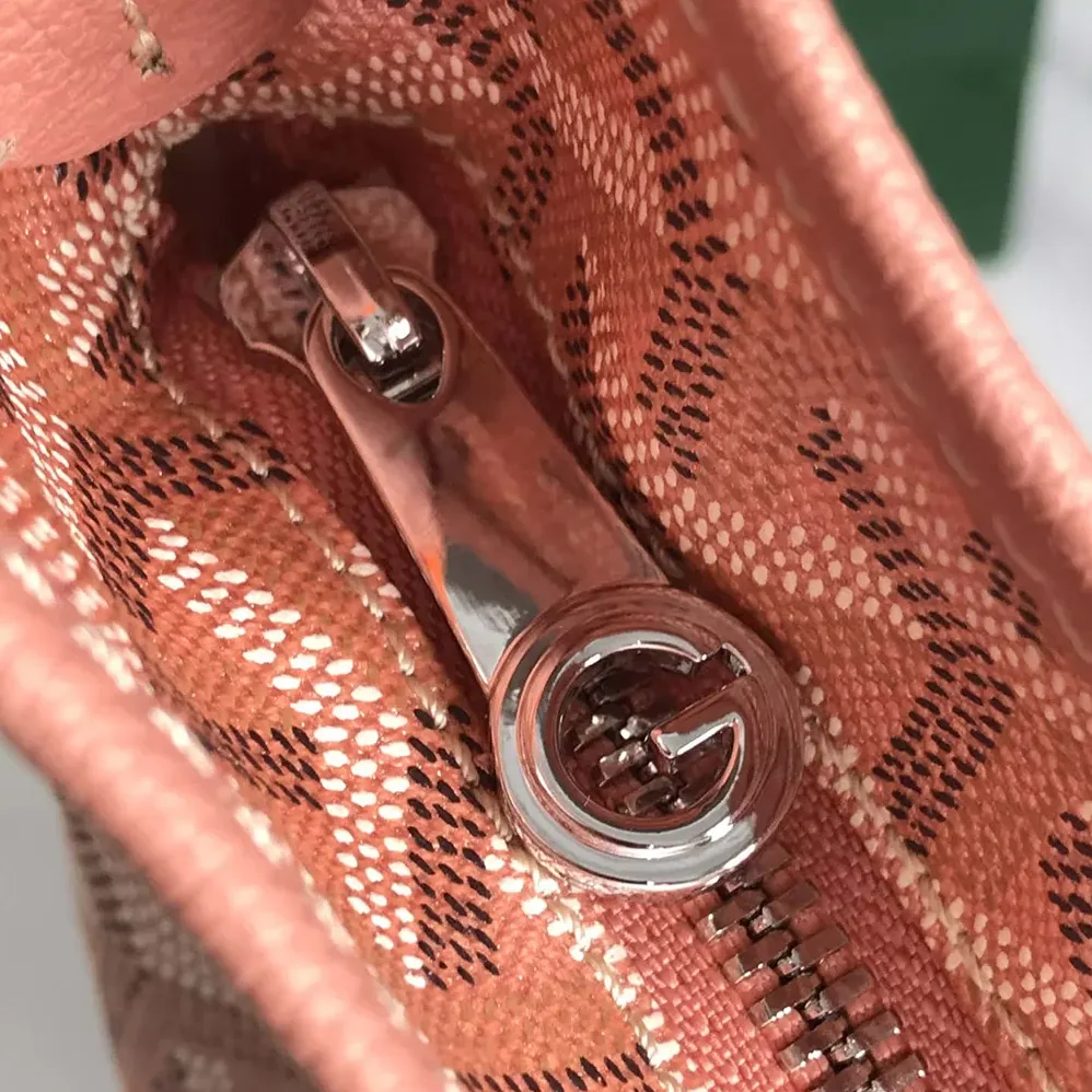 Goyard Bohème Hobo bag for Unisex in Pearly Coral Goyard Bohème Hobo bag for Unisex in Pearly Coral