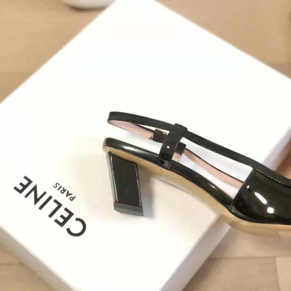 Roger Vivier Belle Vivier Metal Buckle Slingback Pumps in Patent Leather for Women